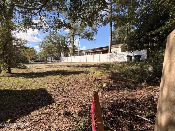 Oak Island, NC 28465,310 NE 75th ST
