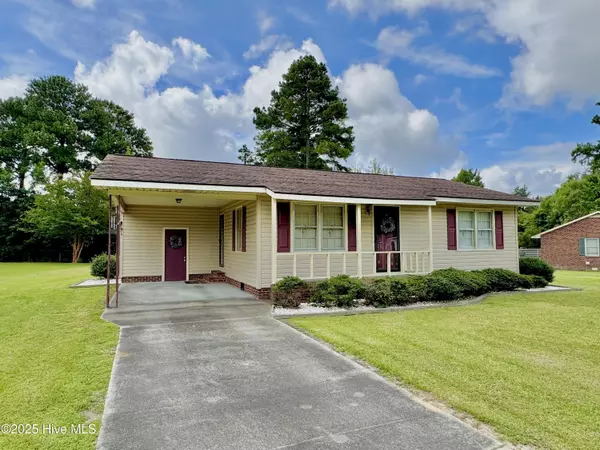 2445 Tammy DR, Kinston, NC 28504