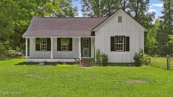 4201 Billy Joe LN, Linden, NC 28356