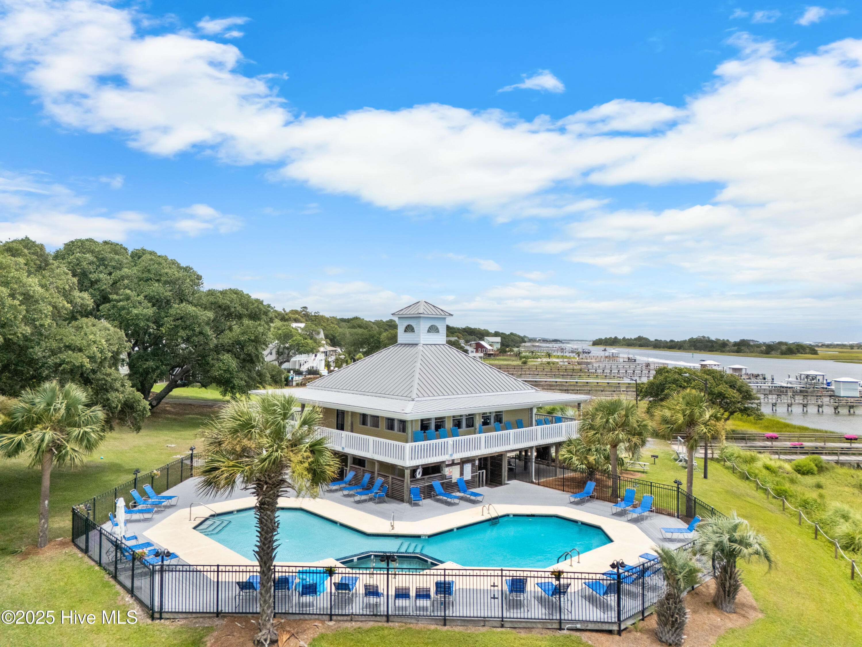 Ocean Isle Beach, NC 28469,1724 Salt Marsh CIR SW