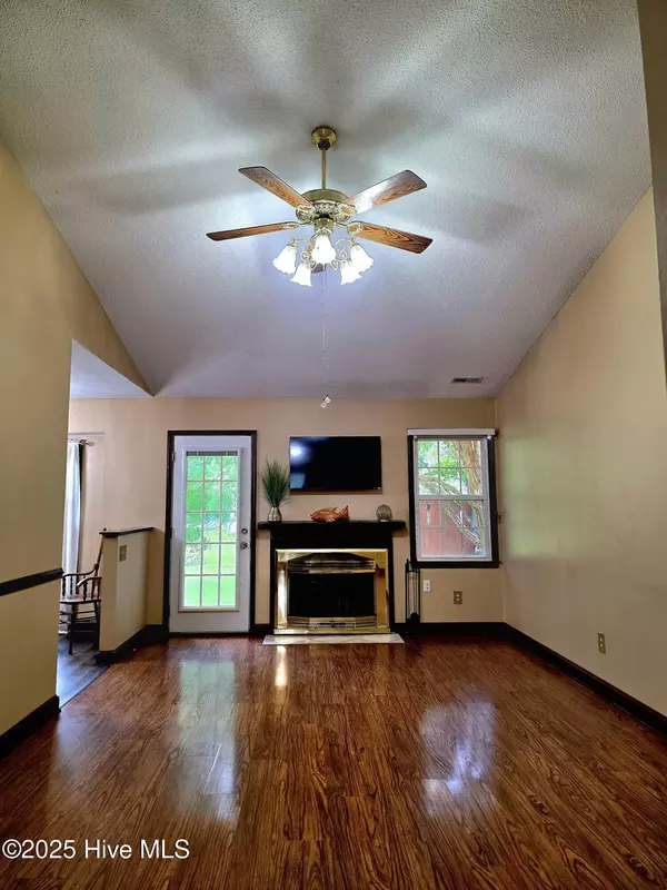 Havelock, NC 28532,358 Grizzly CT