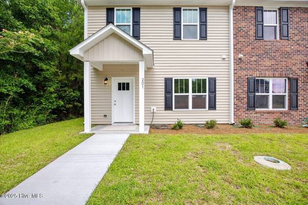 Leland, NC 28451,201 Lincoln Place CIR