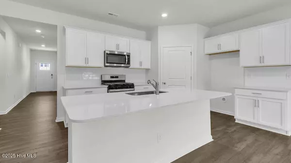 Lillington, NC 27546,40 Esther CT