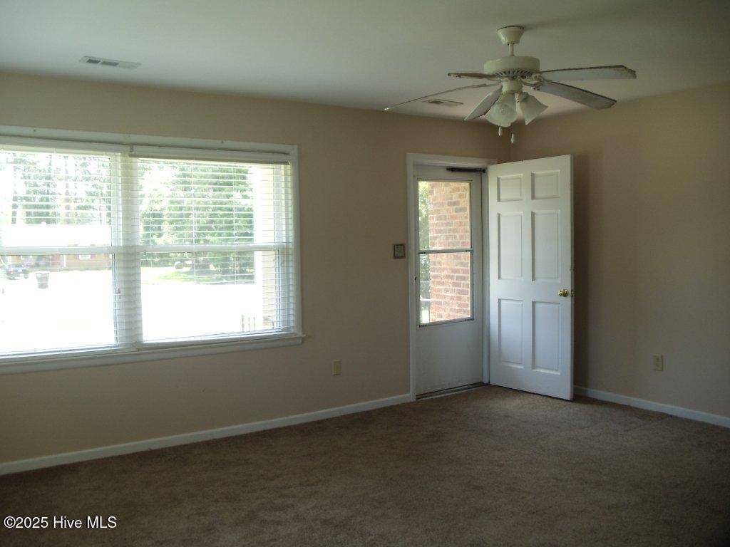Jacksonville, NC 28546,107 Knight PL