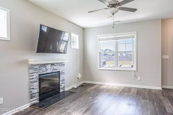 Raeford, NC 28376,166 Belshaw CT