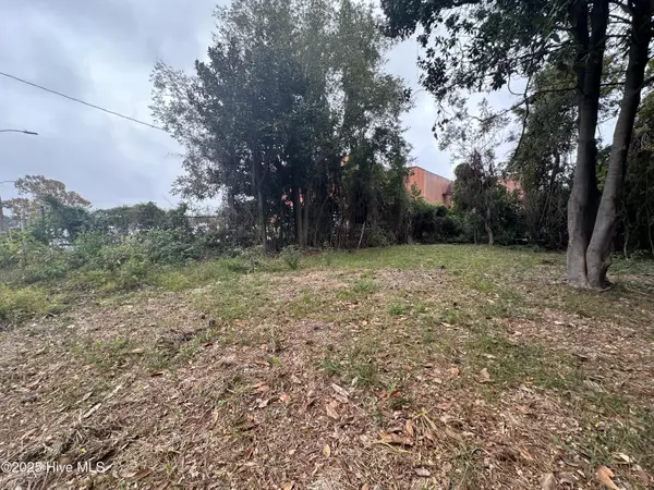 Jacksonville, NC 28540,421 College ST