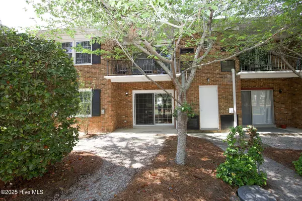 Southern Pines, NC 28387,317 B Driftwood CIR