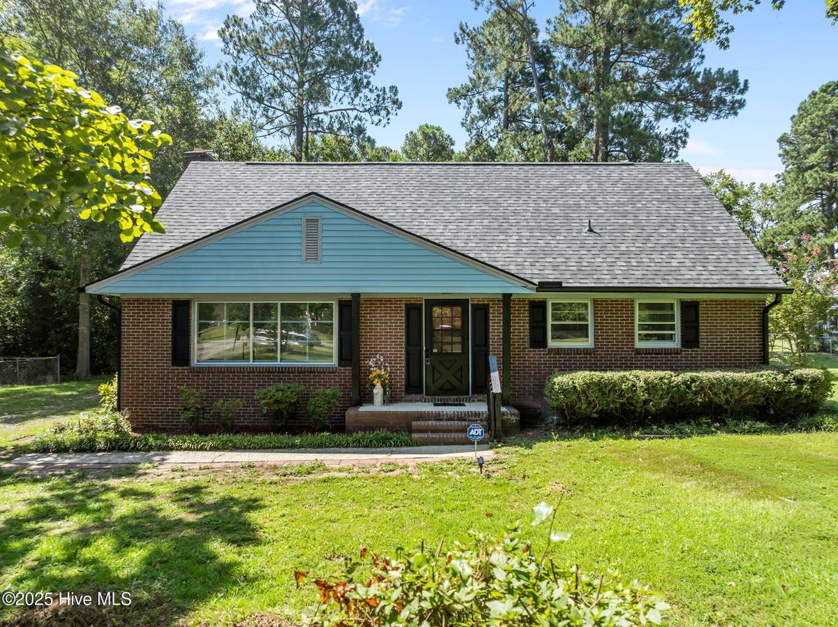 Laurinburg, NC 28352,13520 Oakwood DR