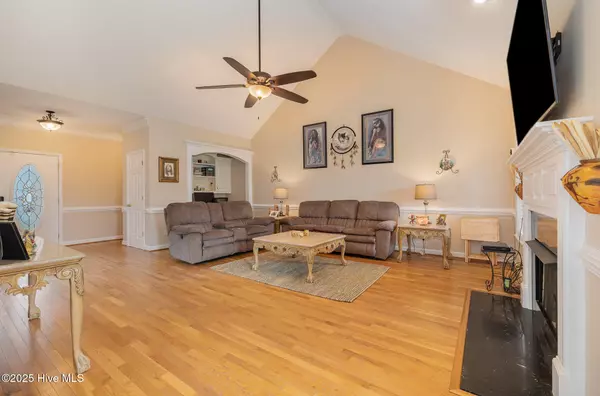 Goldsboro, NC 27530,608 Adler LN