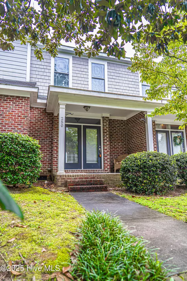 Southern Pines, NC 28387,250 E Delaware AVE
