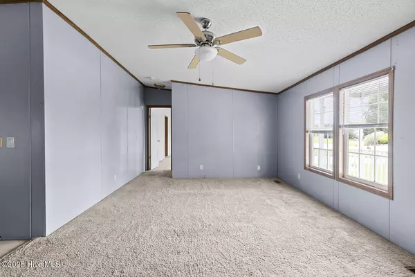 Havelock, NC 28532,323 Macdonald BLVD