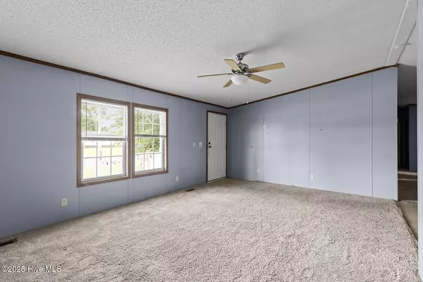 Havelock, NC 28532,323 Macdonald BLVD