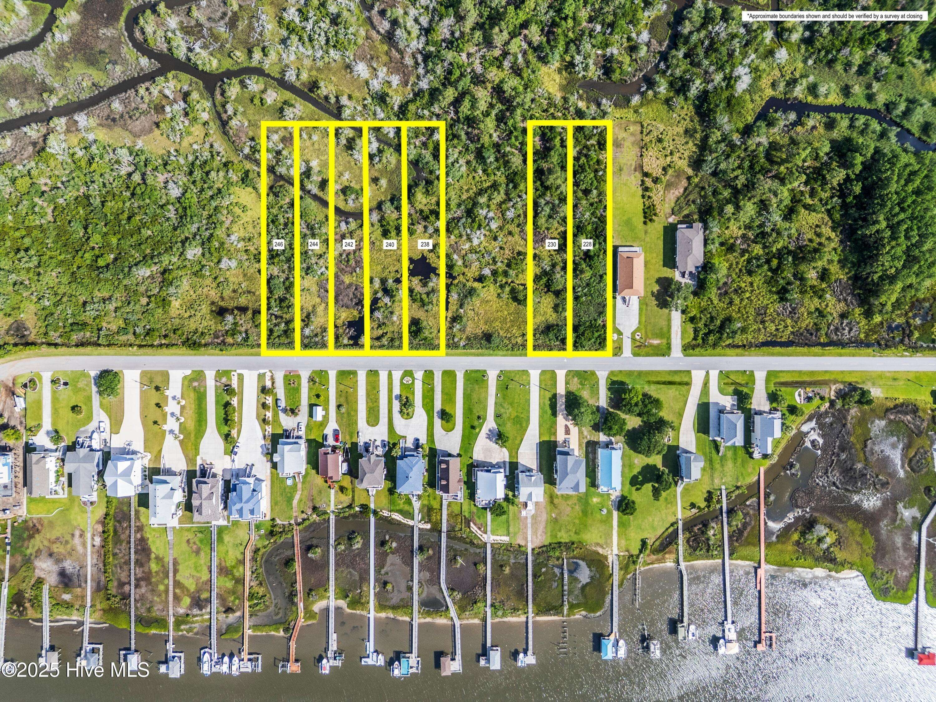 Sneads Ferry, NC 28460,238 Waterway DR