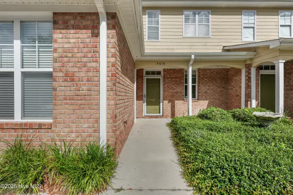 Wilmington, NC 28403,5616 Moss Vine PL #21