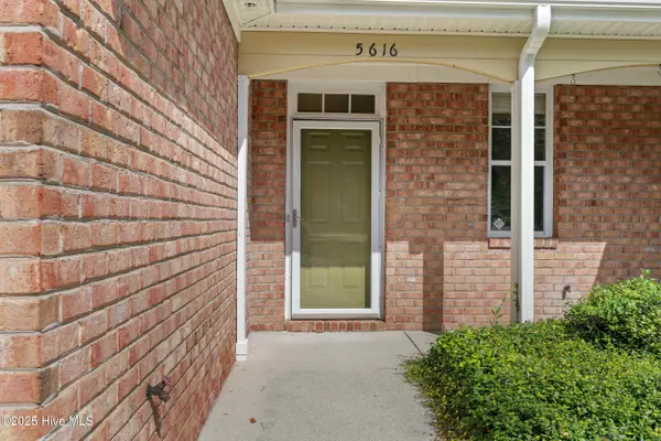Wilmington, NC 28403,5616 Moss Vine PL #21