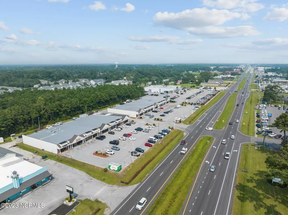 Morehead City, NC 28557,5380 Hwy 70 W #D