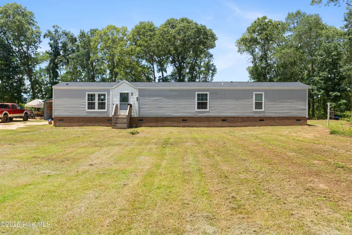 Hamlet, NC 28345,225 Dirt RD