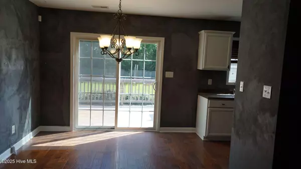 Richlands, NC 28574,103 Worvin LN