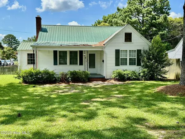1208 W Main ST, Williamston, NC 27892