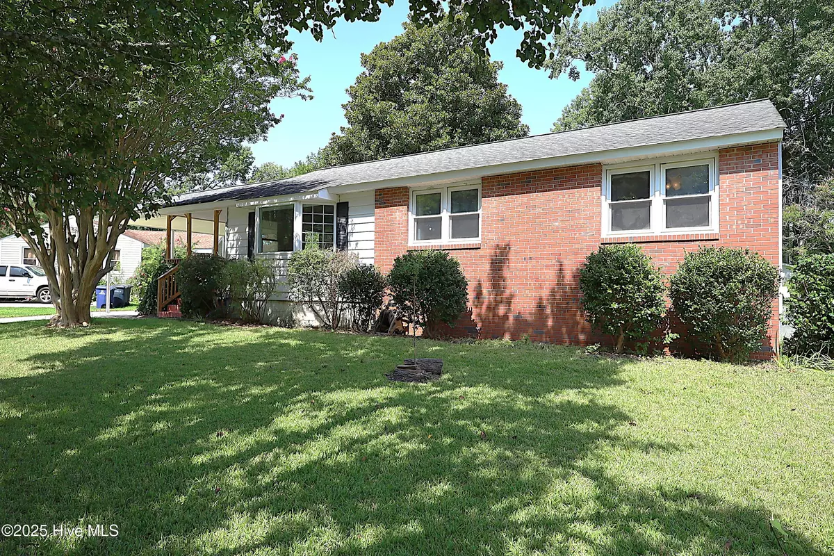 Jacksonville, NC 28540,403 Cheyenne RD