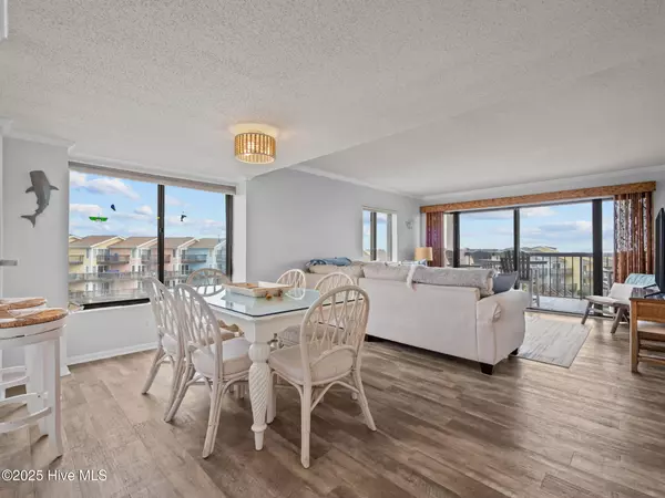 Emerald Isle, NC 28594,8801 Reed DR #311