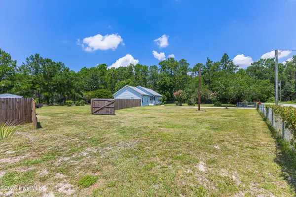 Southport, NC 28461,410 Harper Lake DR