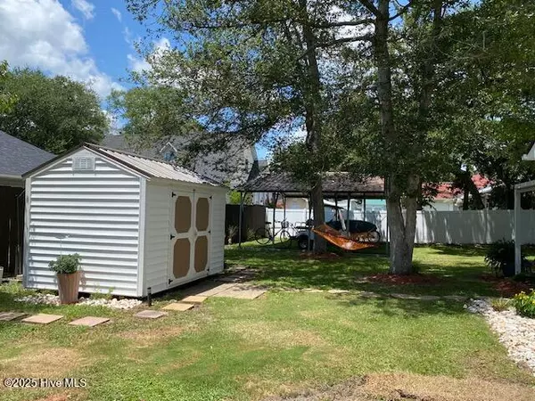 Ocean Isle Beach, NC 28469,1960 Harbor DR SW