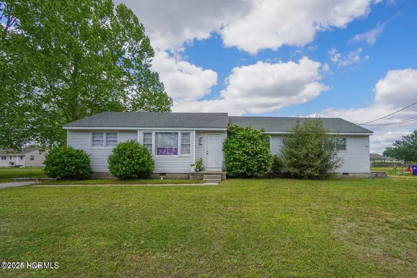 Jacksonville, NC 28540,311 Starling ST