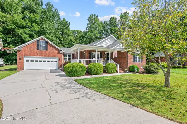 140 Hidden Pond DR, New Bern, NC 28562