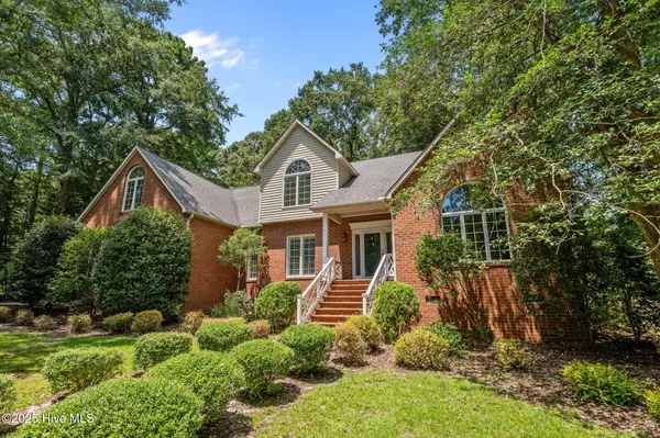 3305 Walden DR, Greenville, NC 27858