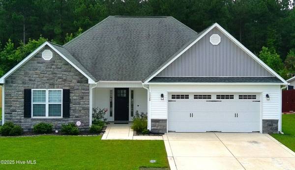 1120 Amberjack CT, New Bern, NC 28562