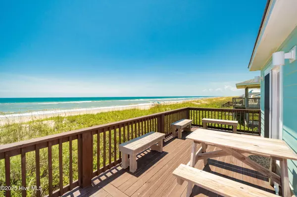 Emerald Isle, NC 28594,405 Ocean DR