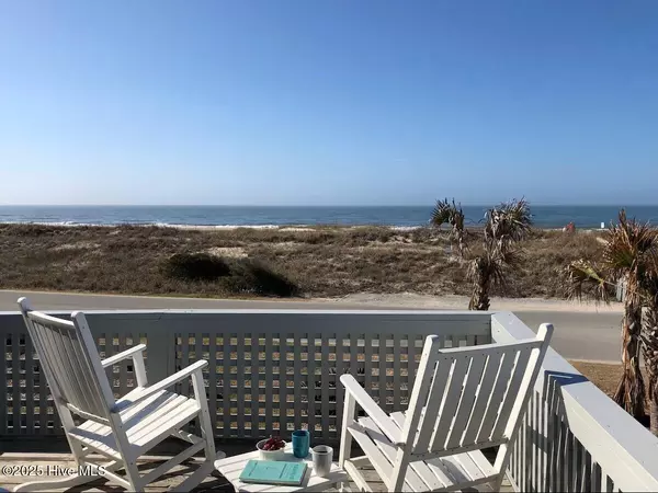 Bald Head Island, NC 28461,305 S Bald Head Wynd #Villa 4