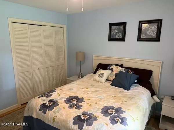 Ahoskie, NC 27910,113 Clarendon RD