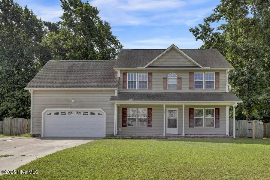 215 Rudolph LN, Hubert, NC 28539