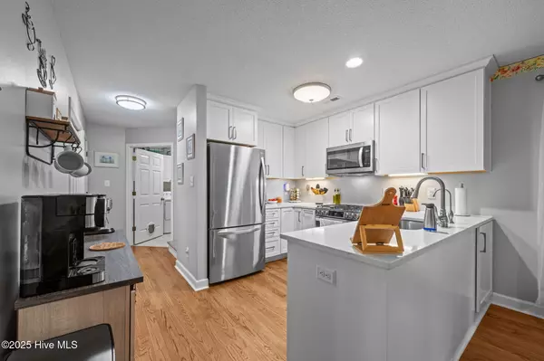 Trent Woods, NC 28562,1001 Victoria WAY