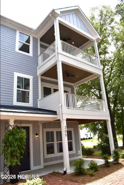 205 Sabal Pond WAY, Castle Hayne, NC 28429