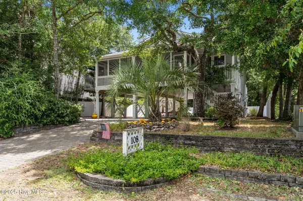 Oak Island, NC 28465,108 SW 28th ST