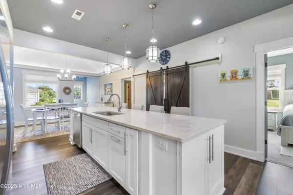 Grandy, NC 27939,102 S Yacht Club LN