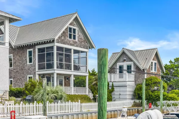 Bald Head Island, NC 28461,41 Transom