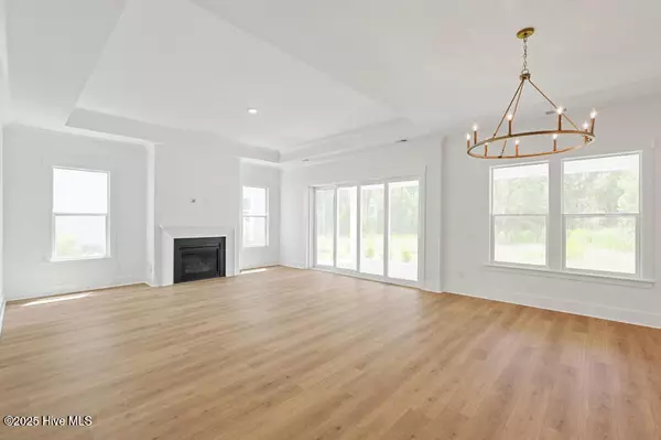 Shallotte, NC 28470,6085 Ocean Isle Palms WAY SW