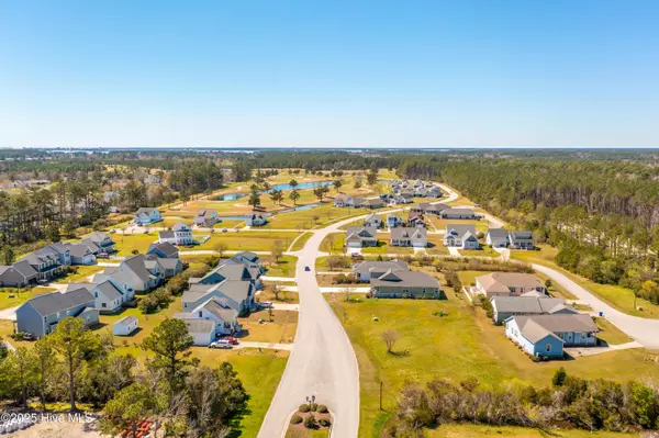 101 Finch DR, Beaufort, NC 28516