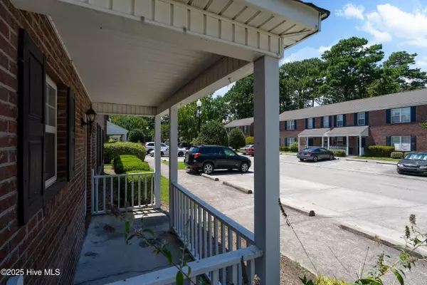 Wilmington, NC 28403,5050 Lamppost CIR