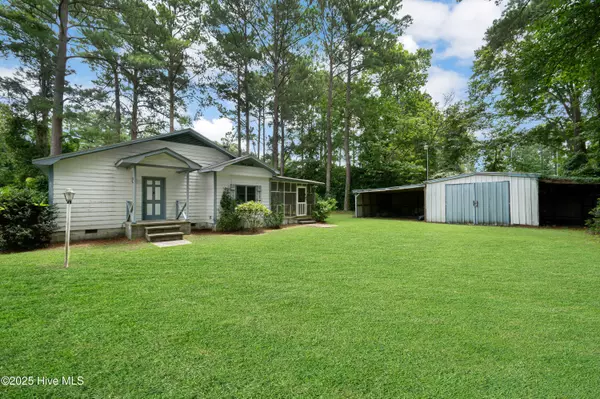 131 Magnolia DR, Blounts Creek, NC 27814