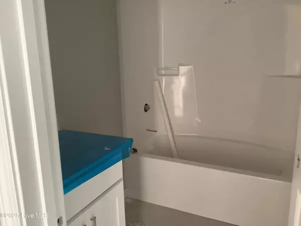 Aberdeen, NC 28315,408 Redwater TRL #601