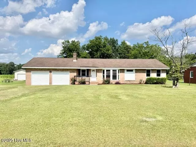 Jacksonville, NC 28540,124 Billy Hudson RD