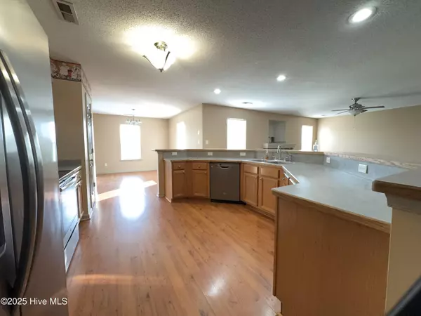 Elizabeth City, NC 27909,100 Martha DR