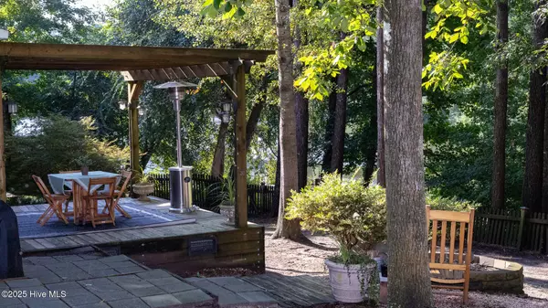 Burgaw, NC 28425,164 Morgan Cove DR