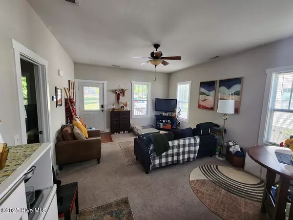 Holly Ridge, NC 28445,644 E Ocean RD
