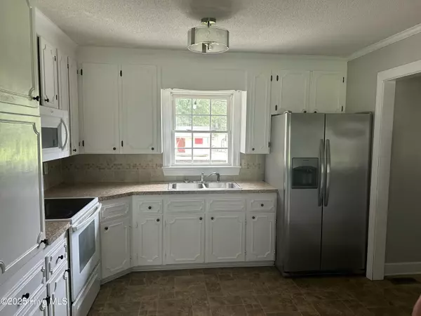 Kinston, NC 28504,1846 Crestview ST